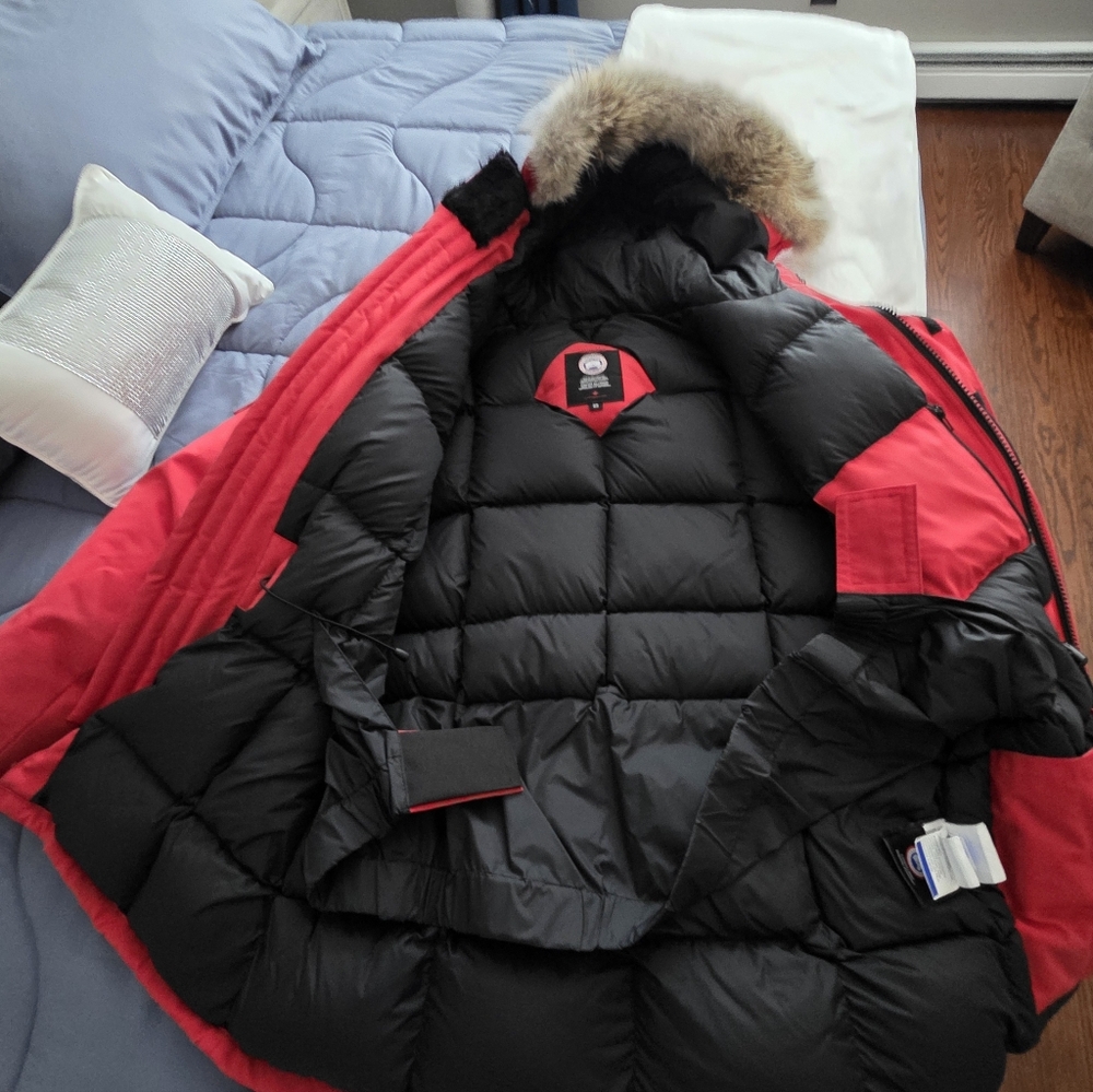 Canada Goose Men's Red Expedition Jacket